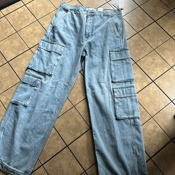 NWT ARITZIA The '90s Millie Hi-Rise Cargo Jean - Picture 7 of 11